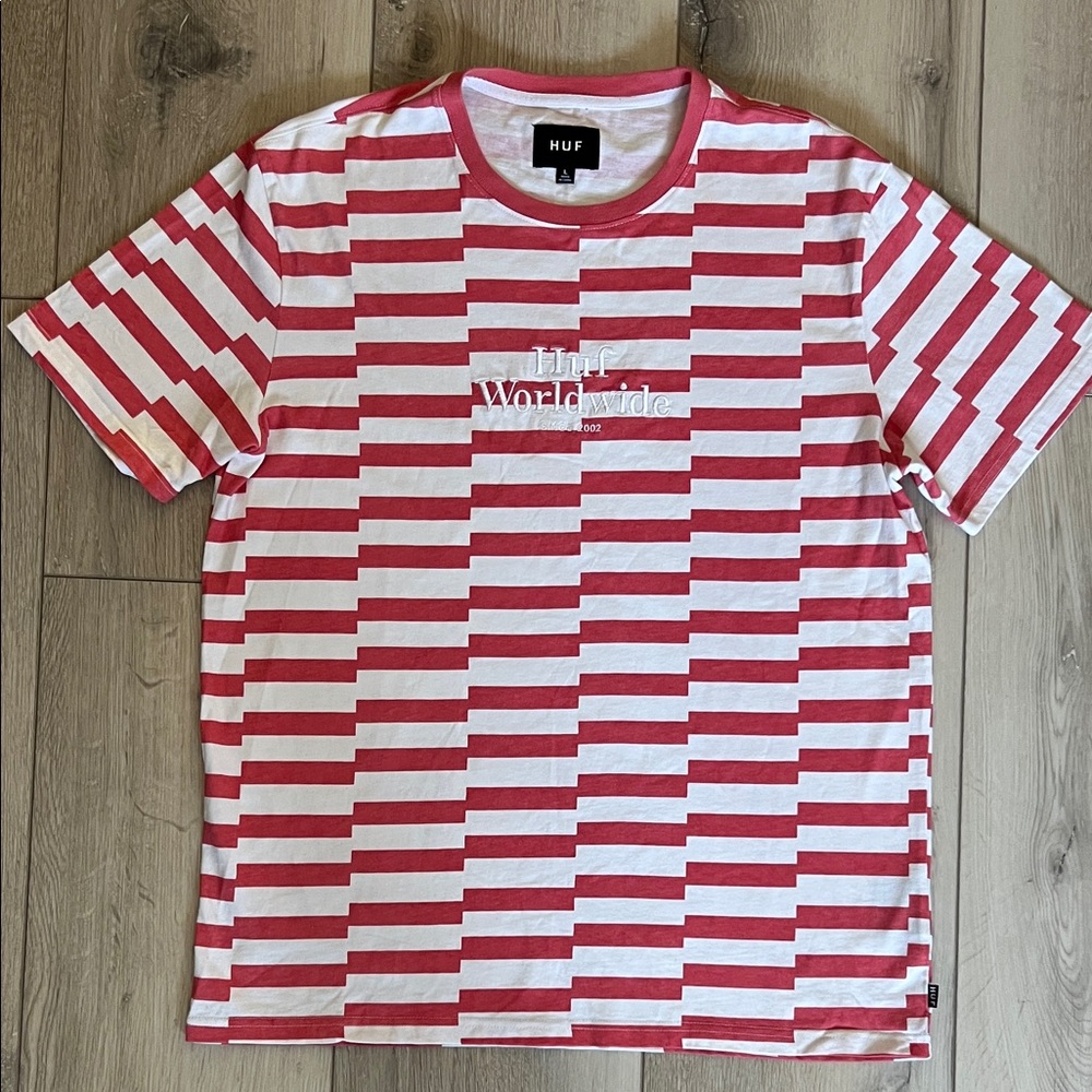 Men’s Authentic HUF light Red and White Geometric Tee